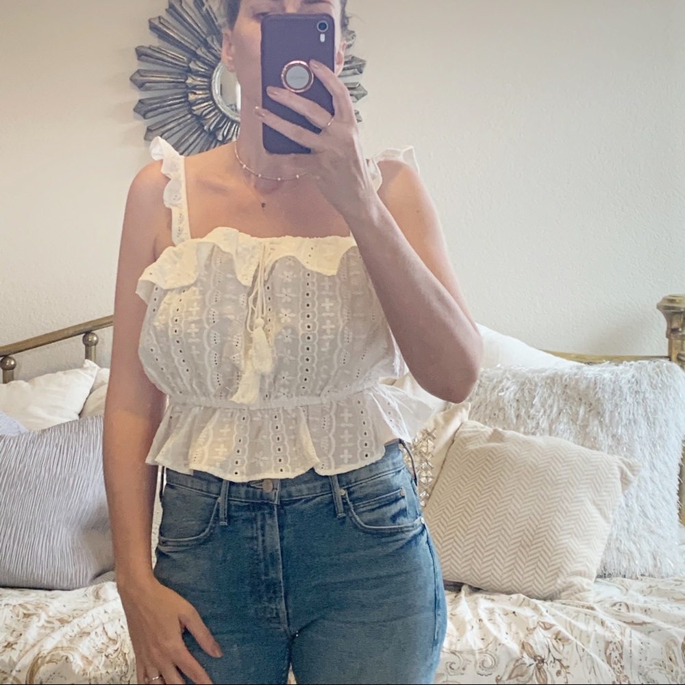 Lola White Cropped Eyelet  Sleeveless Tank Top - Picture 5 of 8